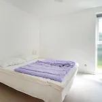 Сasa de vacaciones Eight-bedroom In Glesborg