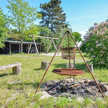 Eight-bedroom In 別荘 *