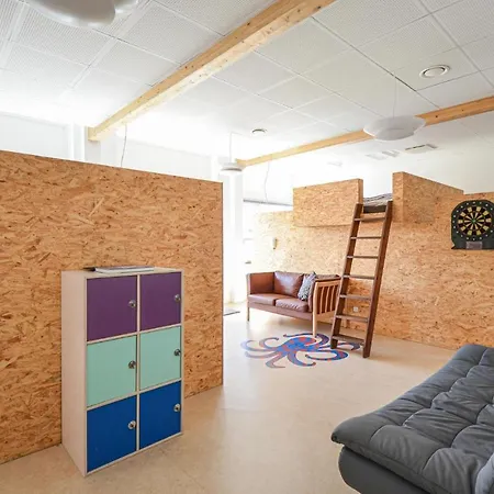 8 Bedroom Beautiful In Glesborg