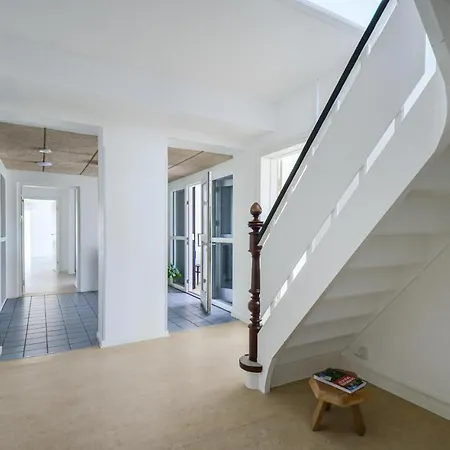 Fantastisk Hus Med 8 Soveværelser I Glesborg *
